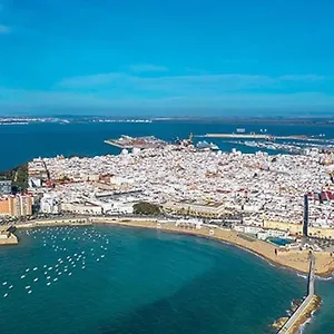 https://cadiz-loreto.hotelsincadiz.net