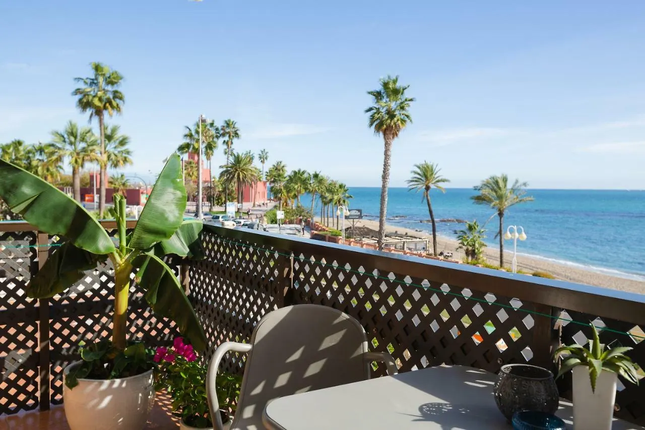 Apartamento En Primera Linea De Playa En Benalmadena contacts